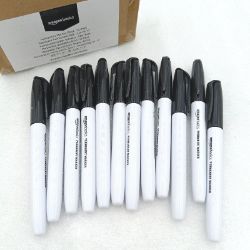 Bild von Amazon Basics Permanentmarker Schwarz 12er-Pack Permanent Marker Pens Bürobedarf