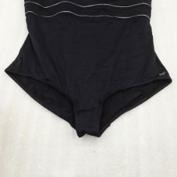 Bild von D8002 Badeanzug Frau Schwarz SchwarzWeiß 50 Bikini Hochdruck Sexy